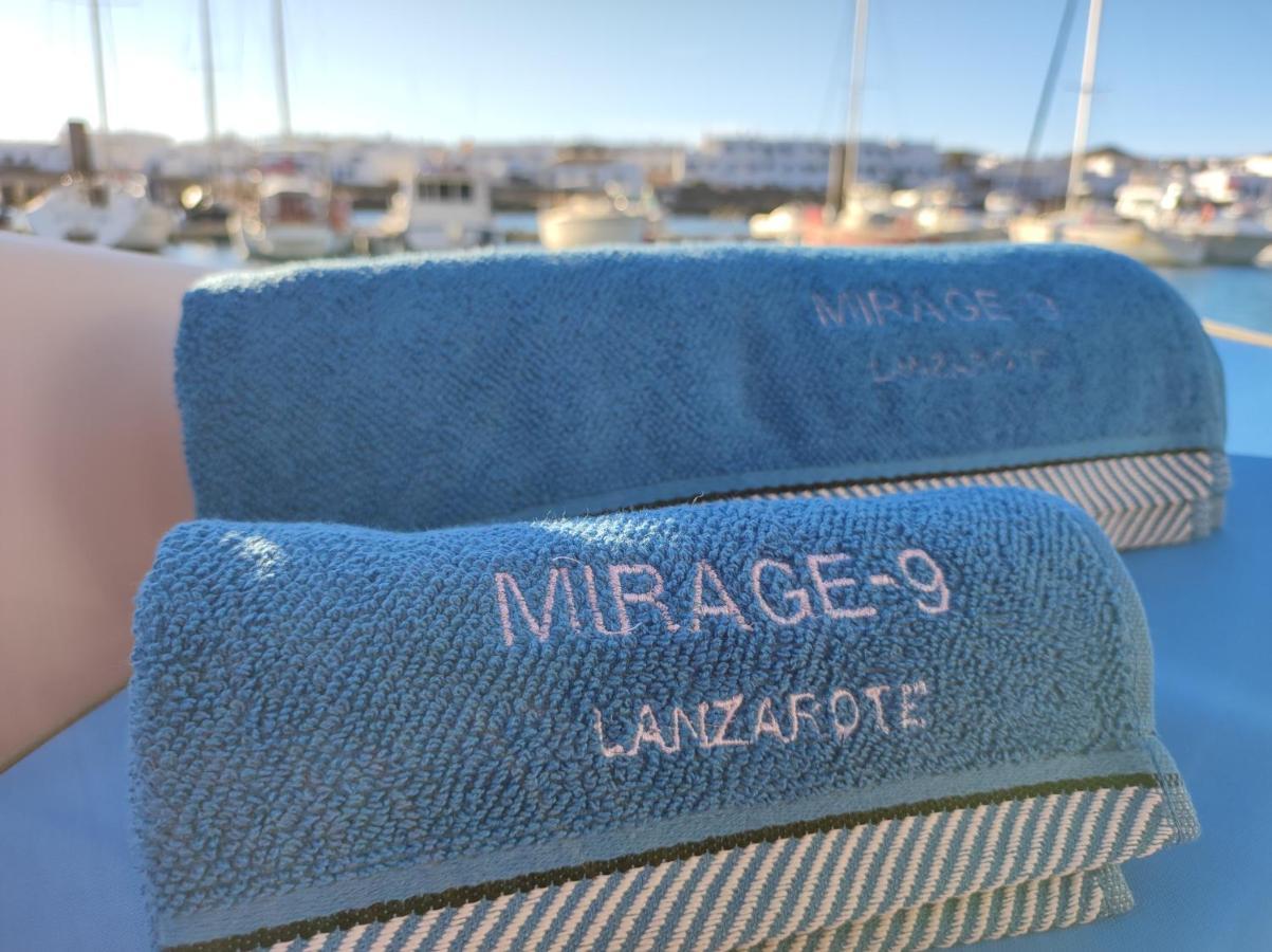 Hotel Magnifico Barco En La Graciosa Caleta de Sebo Esterno foto